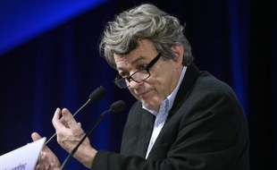 Le député et président de l'UDI, Jean-Louis Borloo, votera "à titre personnel" le projet de loi ouvrant le mariage et l'adoption aux couples homosexuels, qui sera débattu à partir du 29 janvier à l'Assemblée nationale, même si son groupe est très partagé sur la question.