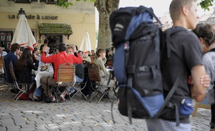 Tourisme et restauration. Les restaurants ont vus leur clients du midi diminuer. Seuls les bateaux ont tirés leur épingles du jeux. Le 07 09 208