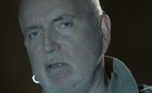 Capture d'écran du clip de la chanson «La Loi du marché» - Bernard Lavilliers.