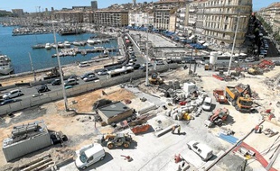 Les travaux du Vieux-Port ont commencé le 19 mars dernier pour devenir l'agora de Marseille Provence 2013.