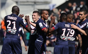 Les joueurs des Girondins fêtant leur victoire face à Lens le 5 avril 2015.