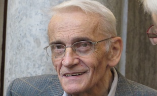 Lyon, le 2 décembre 2014
Le père Gérard Riffard, curé de Saint-Etienne, relaxé en première instance, a été jugé par le cour d'appel de Lyon, pour avoir hébergé des demandeurs d'asile dans une salle paroissiale. C. Girardon / 20 Minutes