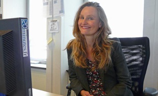 Gaëlle Bantegnie, auteur de «France 80» est l'invitée de la rédaction de 20minutes.fr le 30/08/2011