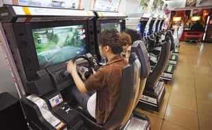 Les Français consacrent en moyenne douze heures par semaine à jouer aux jeux vidéo