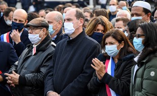 Le Premier ministre Jean Castex et la maire socialiste de Paris Anne Hidaldo, le 18 octobre 2020 lors d'un hommage à Samuel Paty.