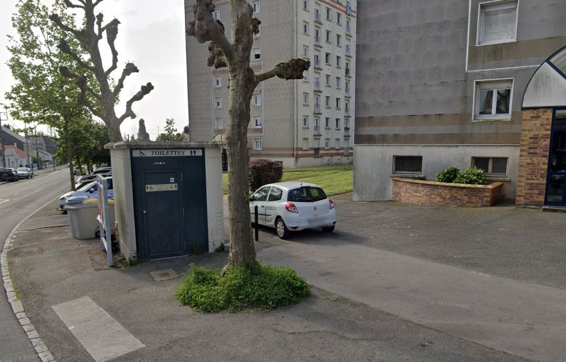 Nantes : un bébé retrouvé dans des WC publics, une enquête ouverte