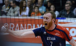 Le central écossais Mark McGivern peut jubiler. L'Asul s'est montrée à la hauteur de l'événement mardi en dominant Paris (3-0).