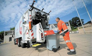 Les collectes sélectives ont permis d'améliorer le recyclage des déchets ménagers.