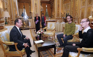 Nicolas Gougain et Mathieu Nocent reçus le 21 novembre 2012 par François Hollande à l'Elysée