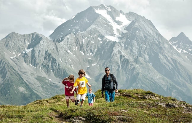 Prenez Une Grande Bouffée Dair Pur En Passant Lété Au Tyrol