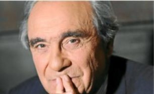 Bernard Debré est député de Paris.