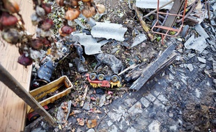 Fights between Ukrainian army and Pro-Russian Rebels near airport in Donetsk during October 2014. Photo/Tomas Senkar (CTK via AP Images)//67497956631/CZECH REPUBLIC OUT, SLOVAKIA OUT, POLAND OUT, SWEDEN OUT, NORWAY OUT Please contact your sales representative for pricing and restriction questions. CZECH REPUBLIC OUT, SLOVAKIA OUT, POLAND OUT, SWEDEN OUT, NORWAY OUT/1410141056