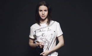 La chanteuse Marina Kaye.
