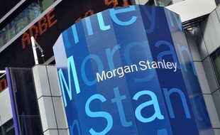 La banque d'affaires américaine Morgan Stanley a renoué avec les bénéfices au deuxième trimestre mais largement déçu Wall Street jeudi, clôturant une saison morne pour les résultats des banques.