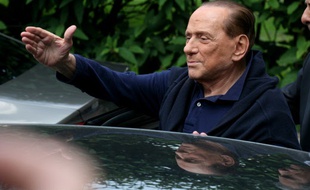 Silvio Berlusconi le 5 juillet 2016 après avoir subi une opération à coeur ouvert