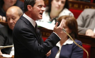 La Premier ministre Manuel Valls lors de la session de Questions au Gouvernement à l'Assemblée nationale le 25 mai 2016