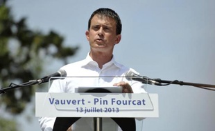 Manuel Valls a défendu avec vigueur samedi dans le Gard le hollandisme avec pour credo "le réformisme assumé" et "la République intransigeante", "nouvelle synthèse de la gauche qui réussit".