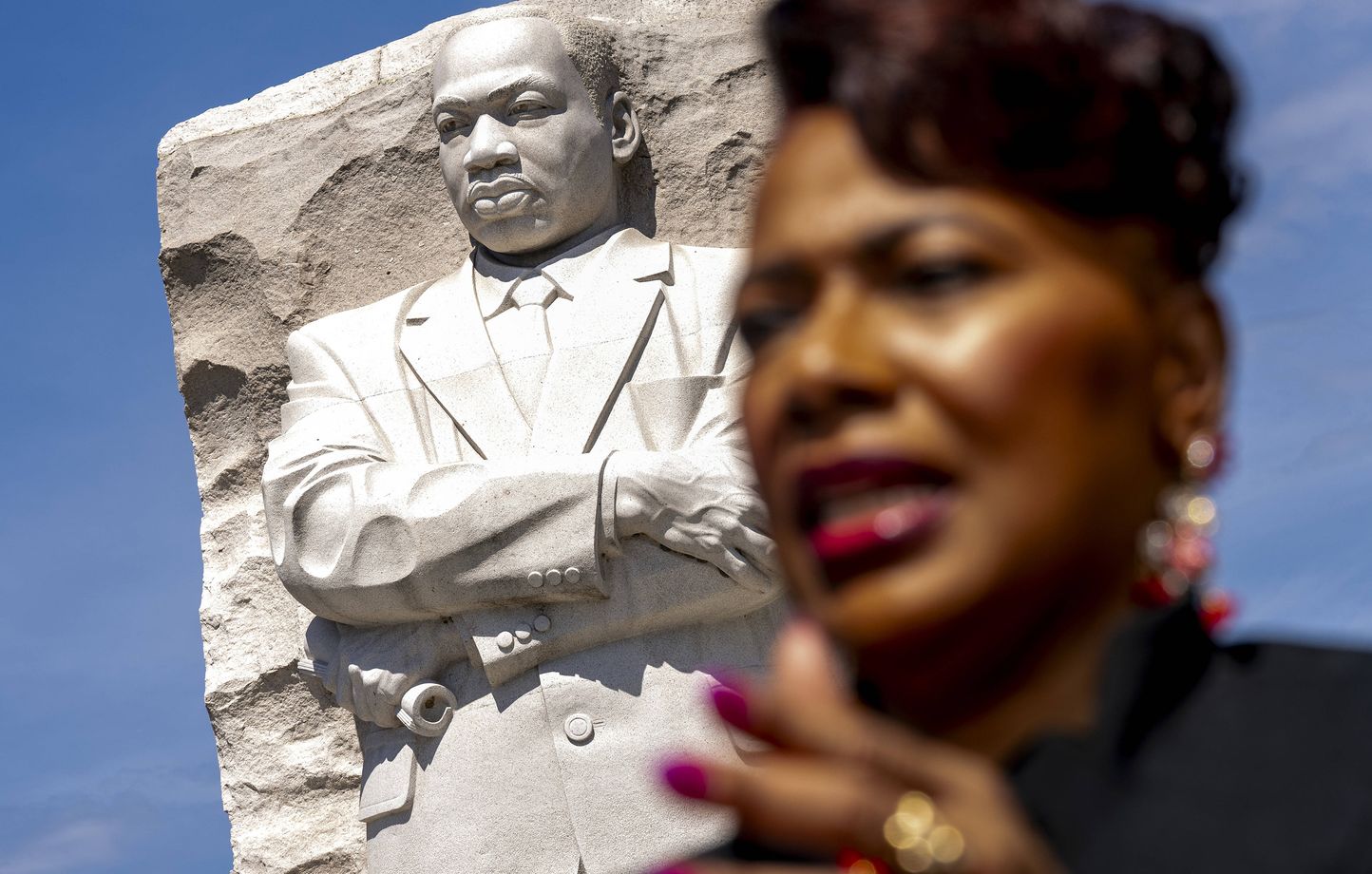 Bernice King, la fille de Martin Luther King, Jr., s'exprime lors d'une interview avec l'Associated Press au Martin Luther King, Jr., Memorial à Washington, le vendredi 25 août 2023.