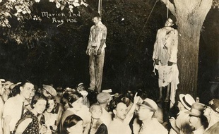 Le lynchage de Thomas Shipp et d'Abram Smith, le 7 août 1930 à Marion, Indiana.