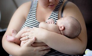Une mère et son enfant