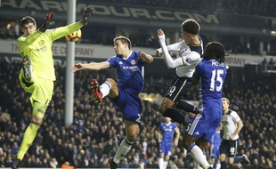 Delle Alli et les Spurs ont mis fin à l'invincibilité des Spurs.