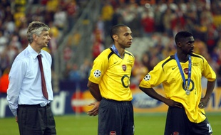 Asrène Wenger et Thierry Henry dépités après la finale de C1 perdue en 2006.