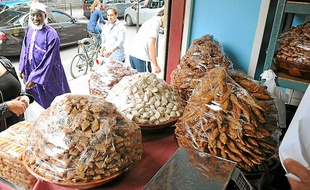 Des patisseries orientales vendues lors de la période du ramadan.