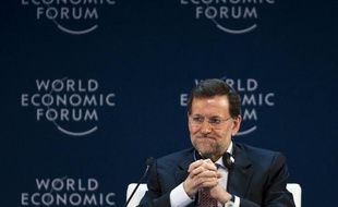 L'Espagne continuera de défendre le pacte budgétaire signé en mars par 25 pays de l'Union européenne et restera fidèle à sa propre politique d'austérité, a assuré mercredi le chef du gouvernement conservateur espagnol, Mariano Rajoy