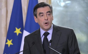 Le gouvernement souhaite qu'une "réforme législative" permette aux entreprises de conclure des accords revenant sur le temps de travail, a déclaré mardi François Fillon aux députés UMP, selon une source proche du groupe UMP confirmée dans l'entourage du Premier ministre.
