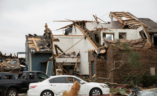 Habitations détruites après le passage d'une tornadele 28 décembre 2015 à Garland au Texas