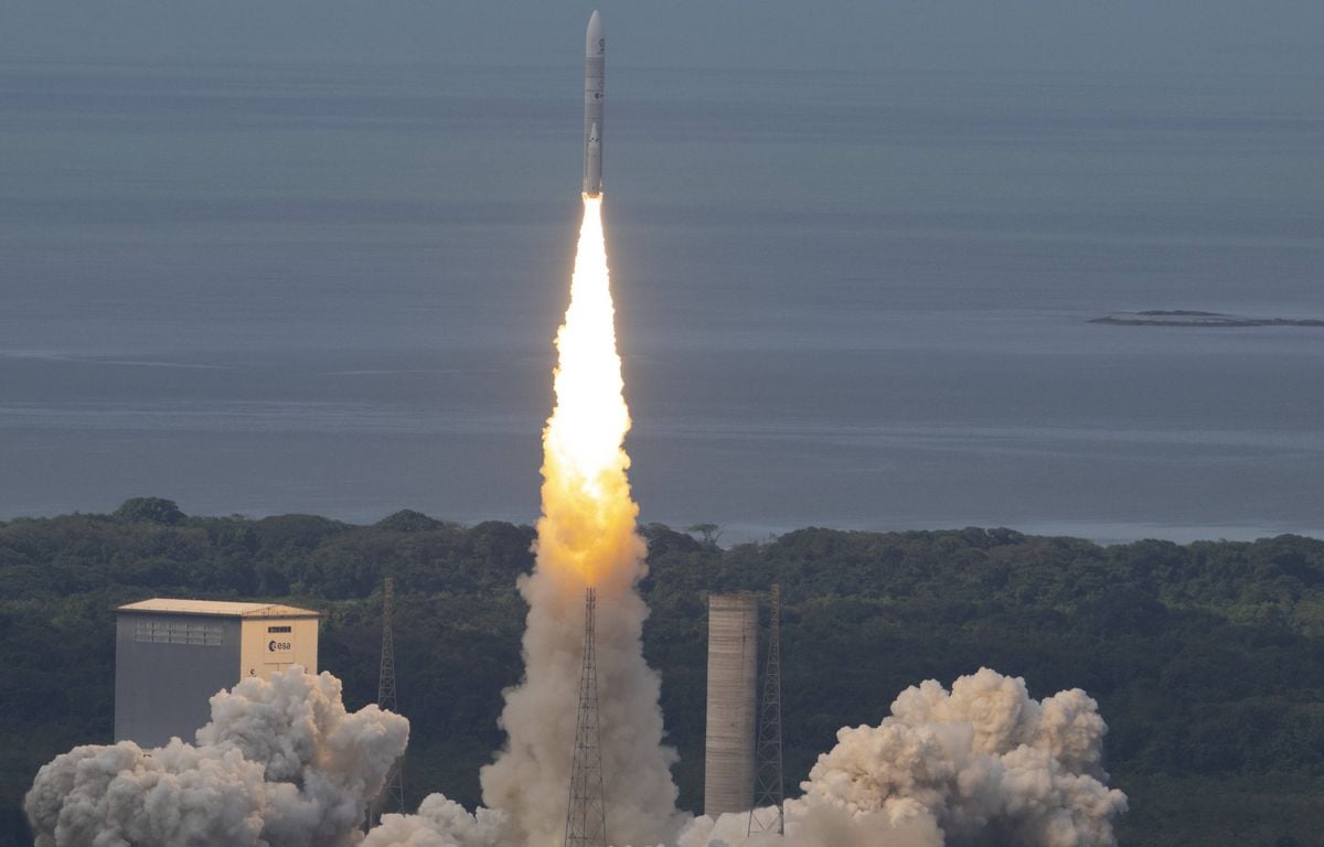 Espace : Ariane 6 décolle avec succès en emportant un satellite météorologique