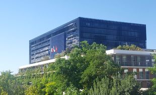 La mairie de Montpellier, objet de toutes les convoitises.