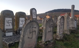 Le cimetière de Westhoffen profané.
