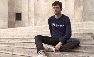 Le pull «Le chômeur» en cachemire de la marque Le Léon, par qui le scandale est arrivé