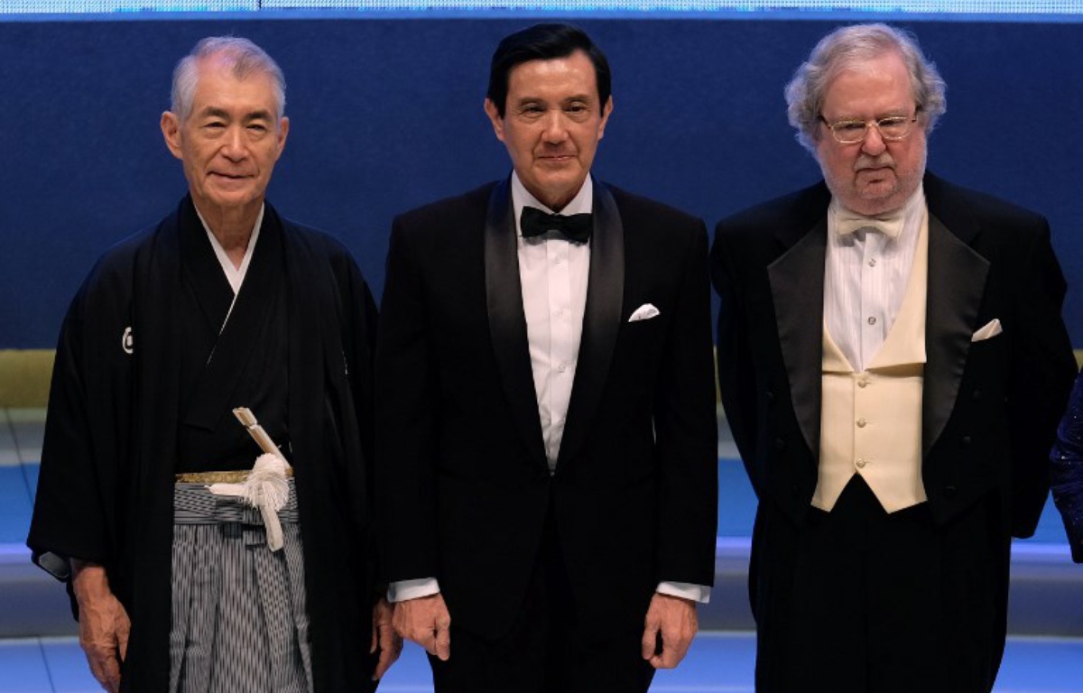 Le Prix Nobel De Medecine Decerne A Deux Chercheurs Pour Leurs Travaux Sur Le Cancer
