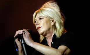 Marianne Faithfull sur scène en France en 2007.