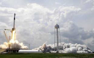 Le décollage de SpaceX depuis Cape Canaveral en Floride et à destination de l'ISS, le 30 mai 2020.