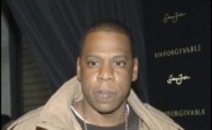 La star du rap américain Jay-Z a décidé de lancer une campagne de boycott du champagne Louis Roederer, jusqu'ici très prisé dans le monde du hip-hop, jugeant racistes des commentaires faits dans la presse par le directeur de la maison française.
