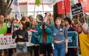 Qui est Eléonore Pattery, l’étudiante qui a lancé la pétition contre la loi Duplomb  ?