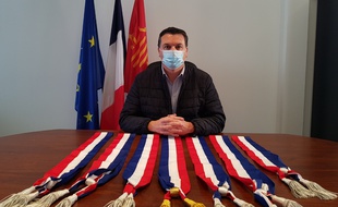 Laurent Jaoul, dans sa mairie à Saint-Brès.