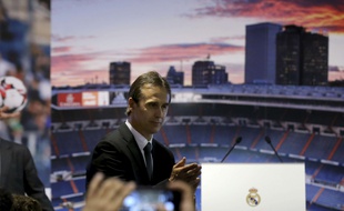 Julen Lopetegui a été présenté par le Real Madrid