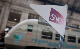 Le chiffre d'affaires de la SNCF a progressé de 3,7% sur les neuf premiers mois de l'année, soutenu par les infrastructures et les trajets quotidiens, même si la crise se fait sentir pour le fret et les déplacements professionnels, a annoncé vendredi le groupe.