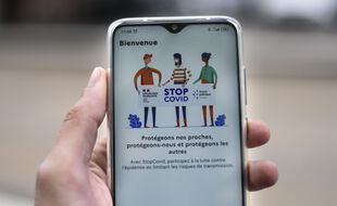 Une enquête pour soupçon de favoritisme ouverte pour l'application stopCovid.