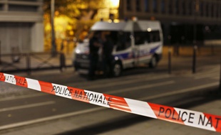 Cordon de police après l'agression au couteau qui a fait 7 blessés, le 10 septembre, à Paris (19e).