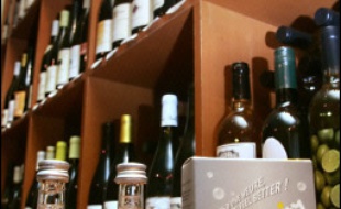 Des producteurs de boissons alcoolisées, regroupés au sein de l'association Entreprise et Prévention, se sont inquiétés mardi des conséquences de l'arrivée en France de nouveaux produits réduisant le taux d'alcoolémie.