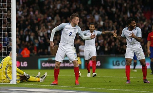 Jamie Vardy et ses coéquipiers ont fêté un but par un mannequichallenge, le 15 novembre 2016.