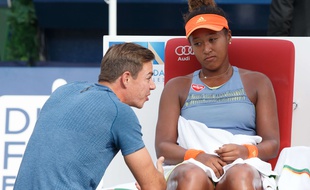 Naomi Osaka et Sascha Bajin à Dubai, le 22 février 2018.
