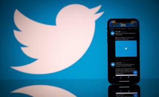 Twitter envisage de proposer des abonnements et des services payants à ses utilisateurs.