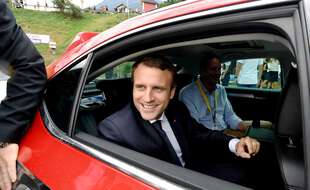 Emmanuel Macron sur le Tour de France, en juillet 2017.