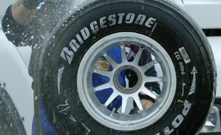 Bridgestone rachète l'enseigne française de réparation automobile Speedy